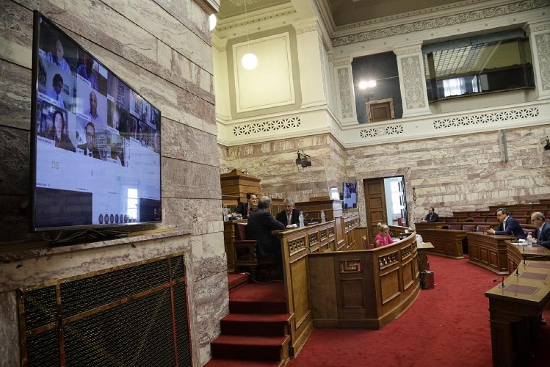βουλή οθόνες