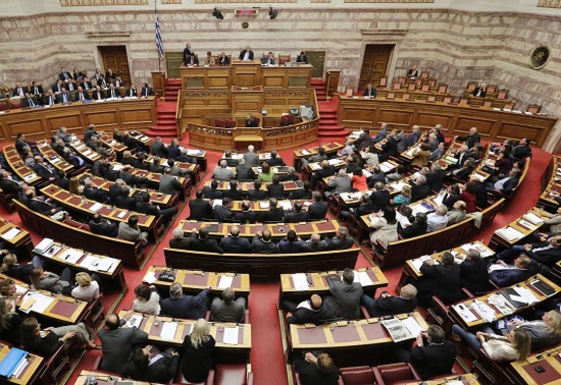 "Πακέτο" σε ένα άρθρο η συμφωνία με την τρόικα!