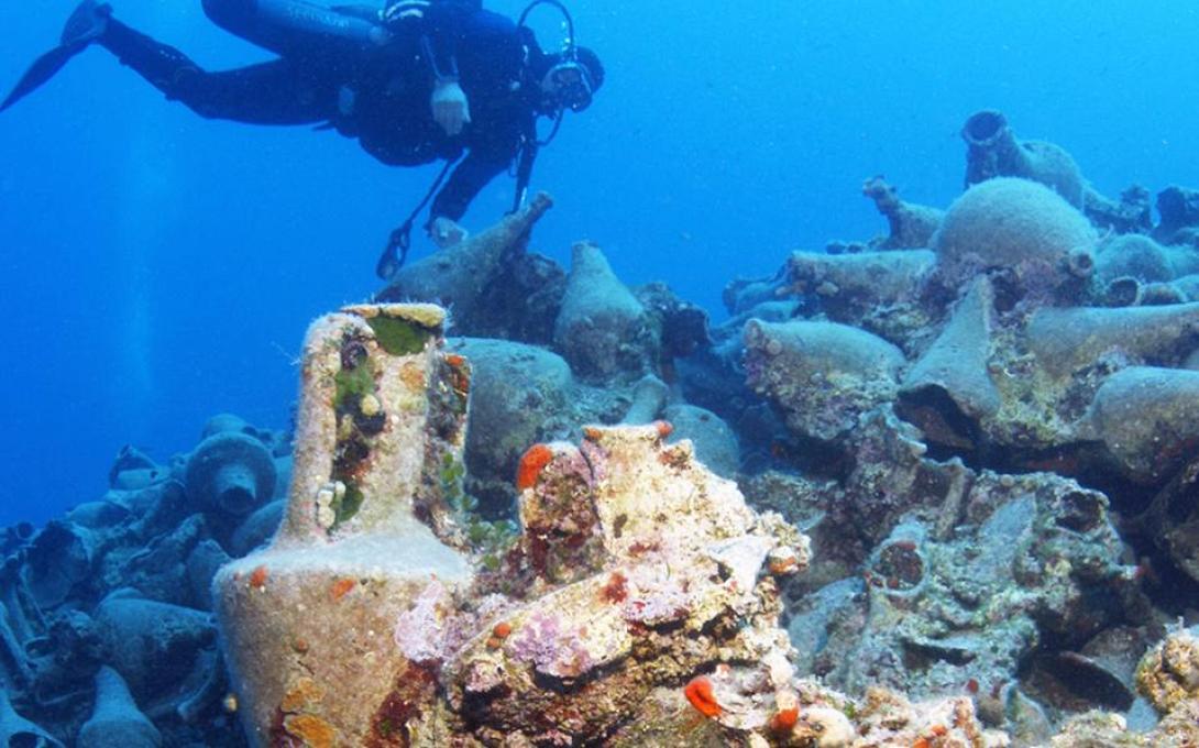 πόλη
