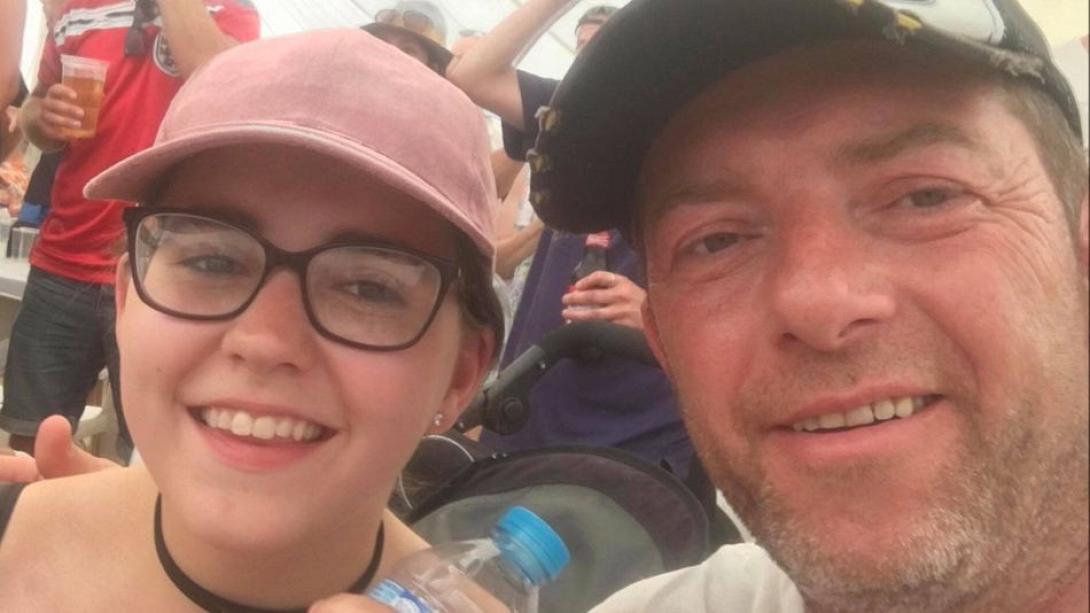 πατέρας κόρη δολοφονία βρετανία