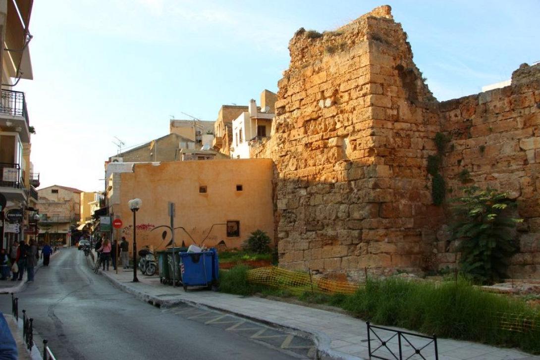 Λόφος Καστελίου