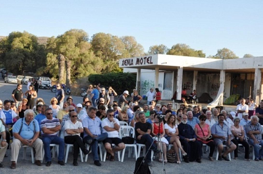 &quot;Η ακτή Καρτερού πρέπει να παραμείνει δημόσια&quot; 
