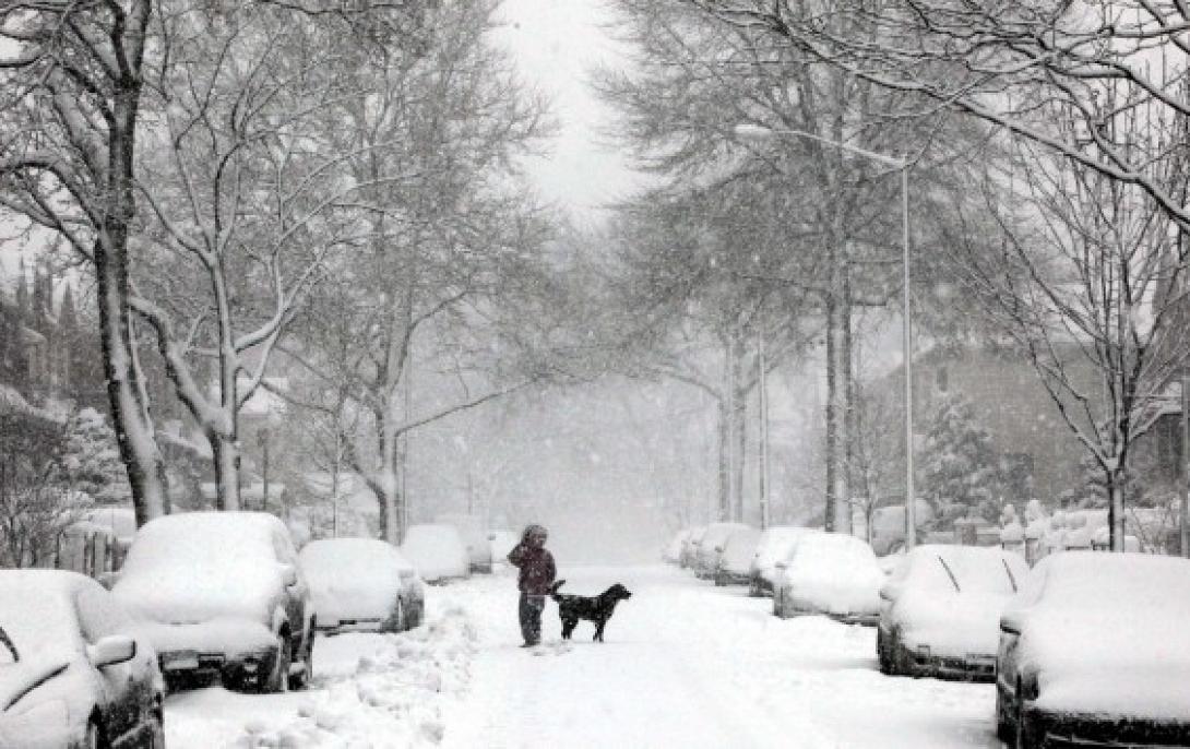Το Βέλγιο πνίγεται στο χιόνι και στα προβλήματα
