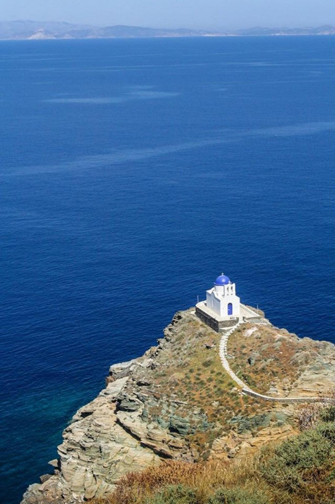 Τα ξωκκλήσια της Παναγιάς και της καρδιάς μας !!!