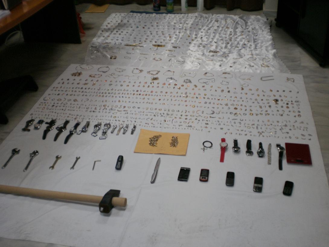 Σπείρα αλλοδαπών με Παγκρήτια ... εμβέλεια εξαρθρώθηκε στα Χανιά