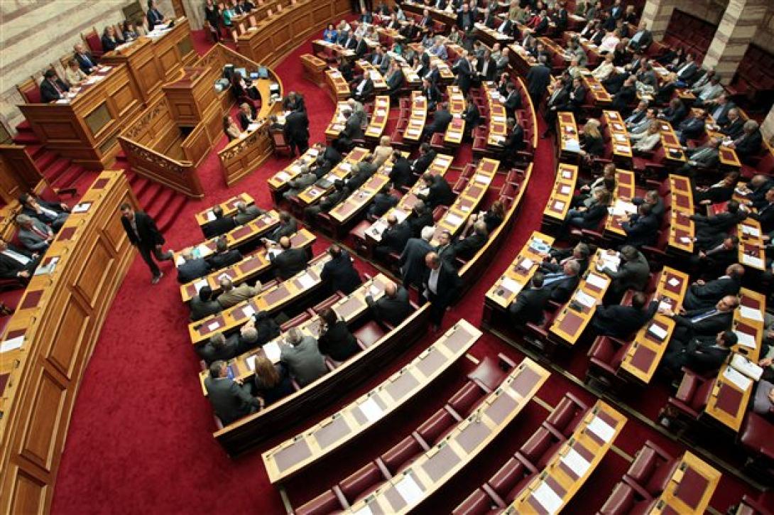 Δείτε πως ψήφισαν οι βουλευτές για τις άρσεις ασυλίας 