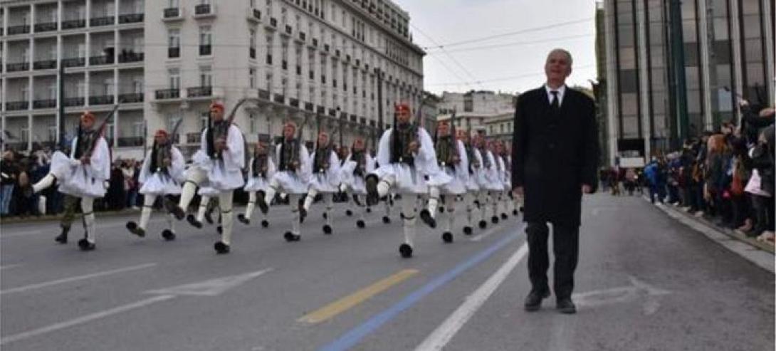 xristos_thomas_parelasi708.jpg