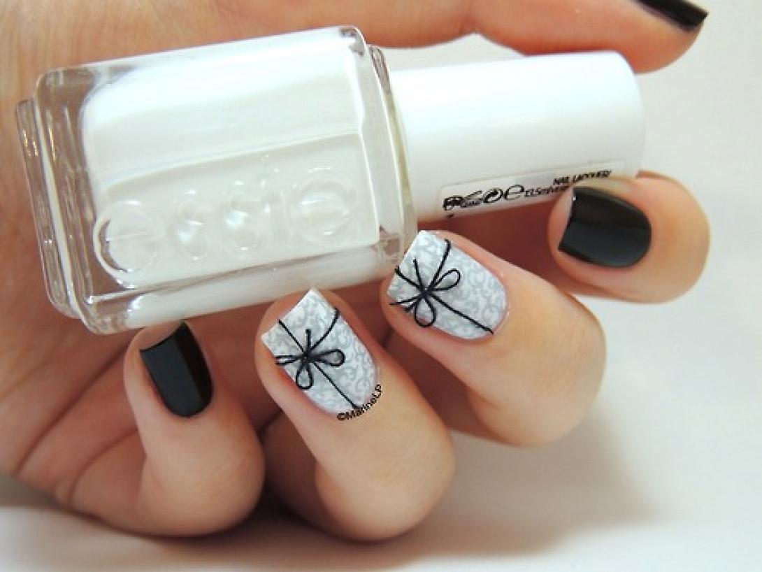 Χριστουγεννιάτικες ιδέες για τα νύχια σας!