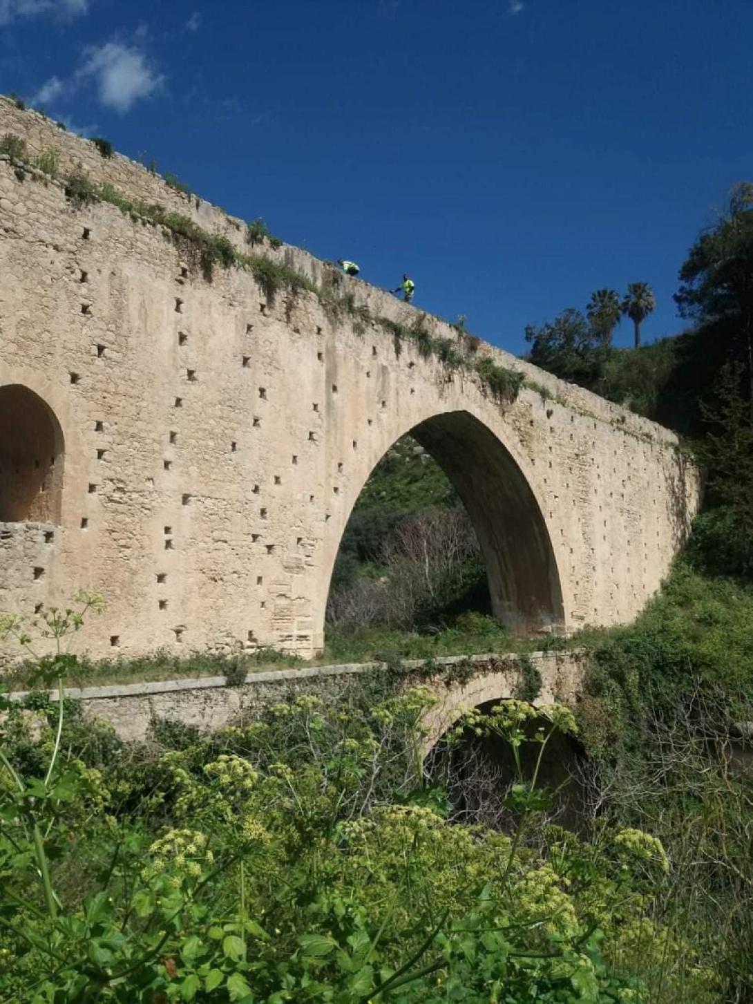 Υδατογέφυρα Σπήλια Αγία Ειρήνη