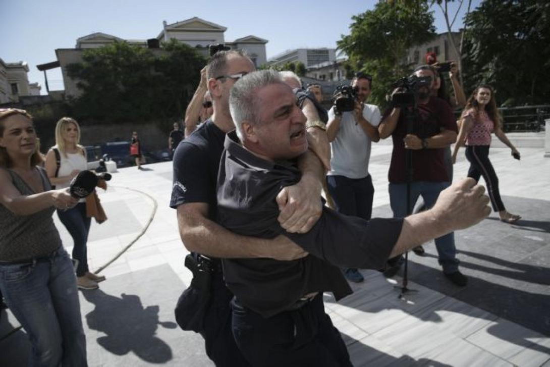 πατέρας ζέμπερη