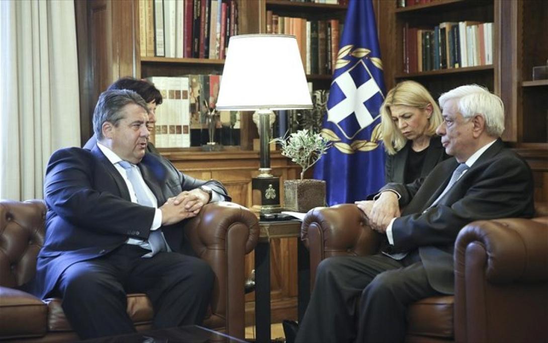 zigkmar-gkampriel-prokopis-paulopoulos.jpg
