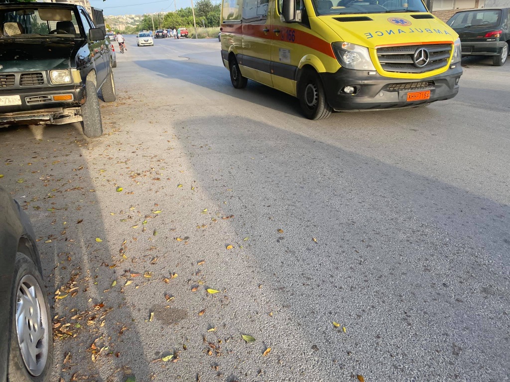 το ΕΚΑΒ παρέλαβε τον ανήλικο